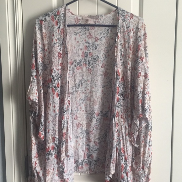 Forever 21 Tops - Women’s Forever 21 kimono